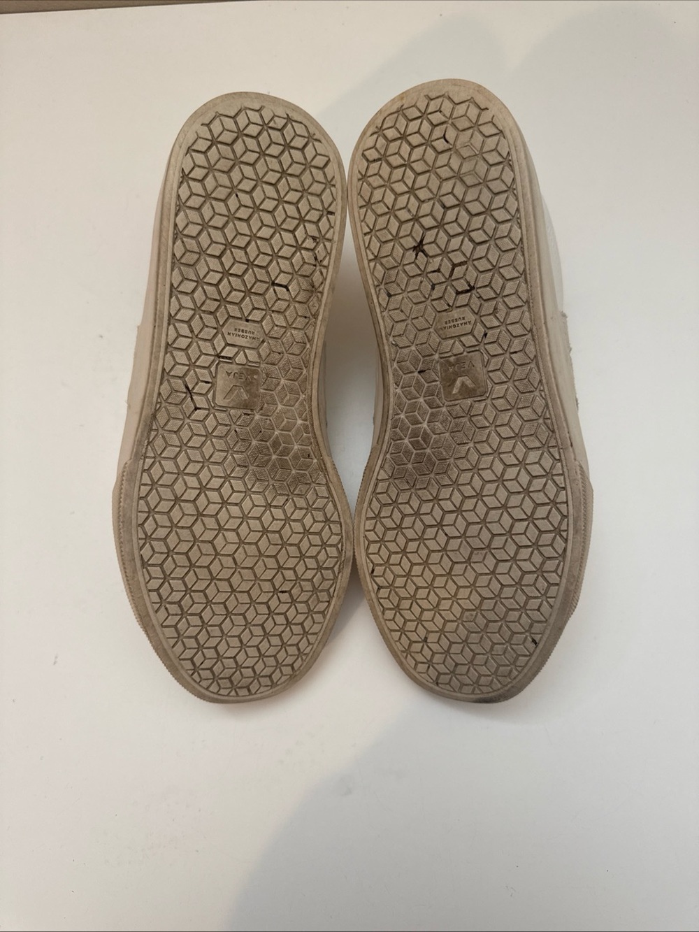Veja Women’s White & Gray Recife Leather Sneakers US9 - Picture 5 of 5